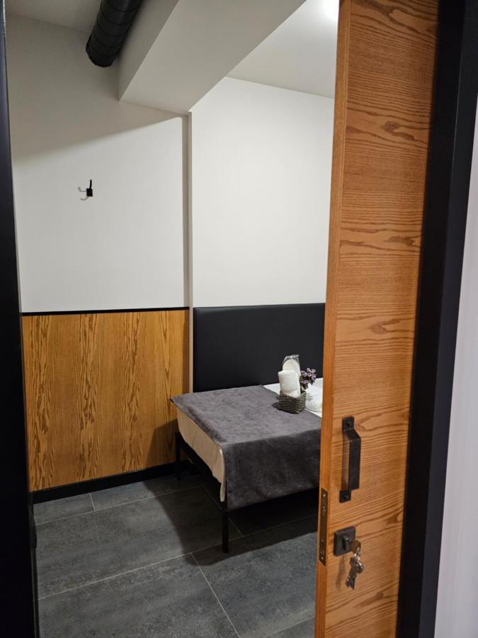 Orion Hostel Erywań Zewnętrze zdjęcie