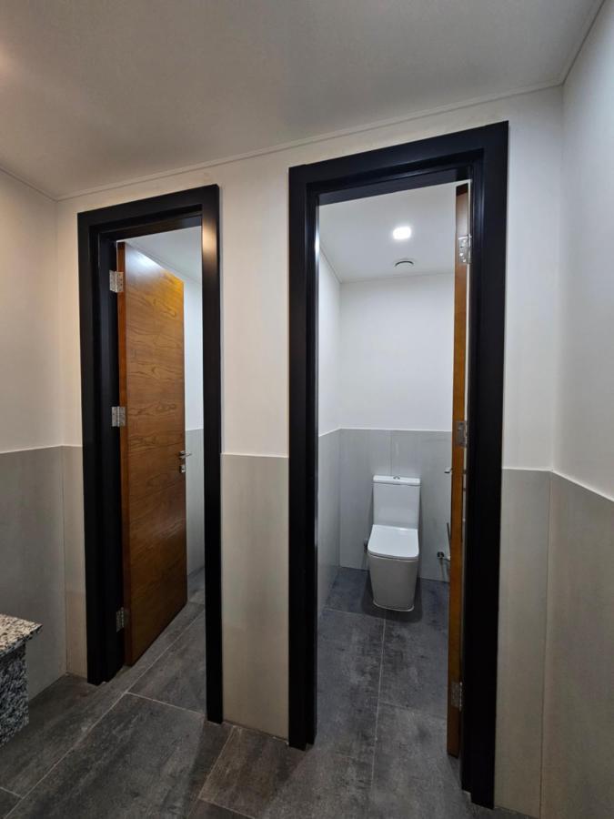 Orion Hostel Erywań Zewnętrze zdjęcie