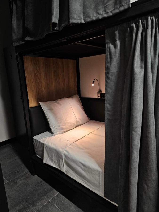 Orion Hostel Erywań Zewnętrze zdjęcie