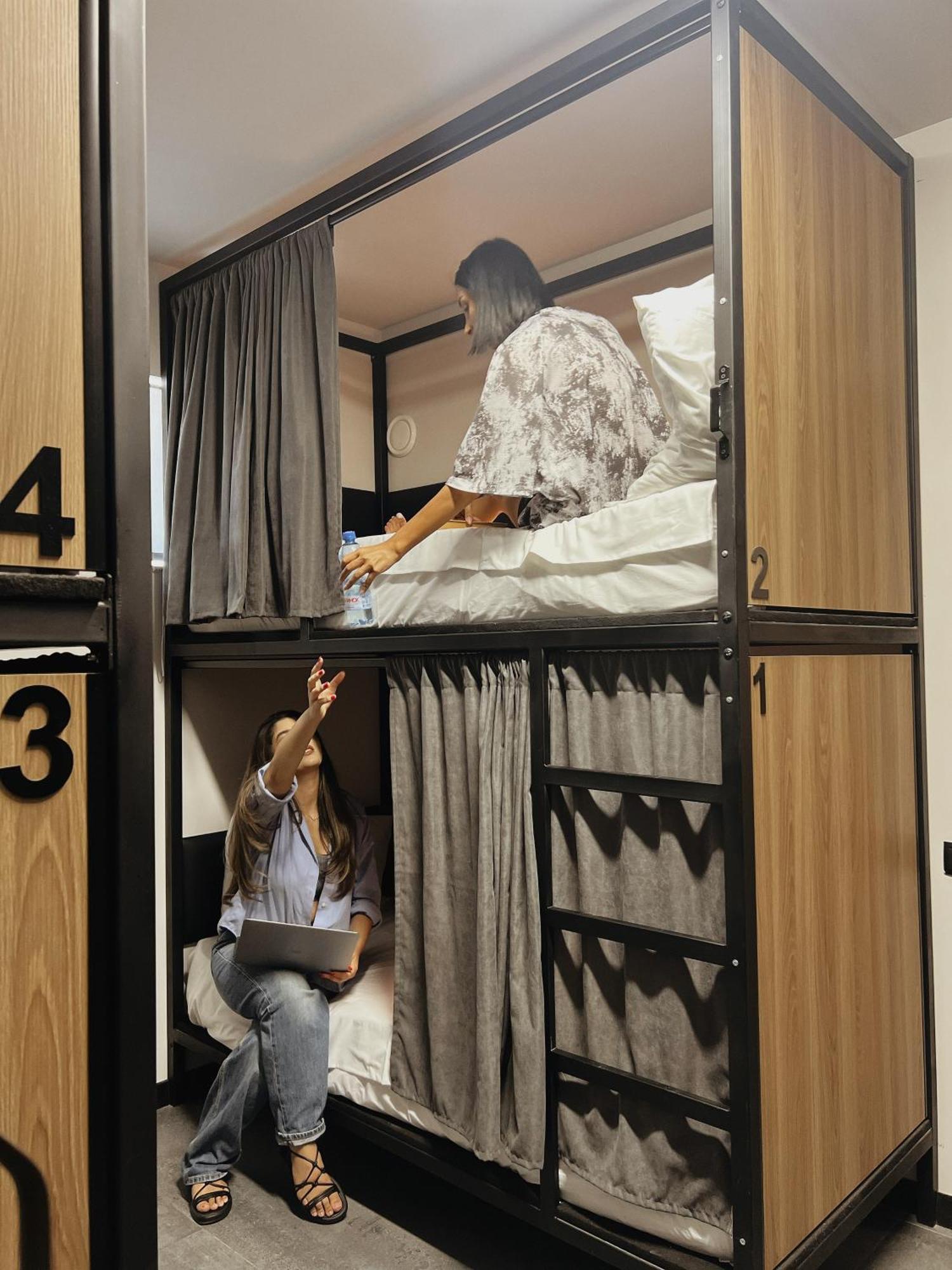 Orion Hostel Erywań Zewnętrze zdjęcie