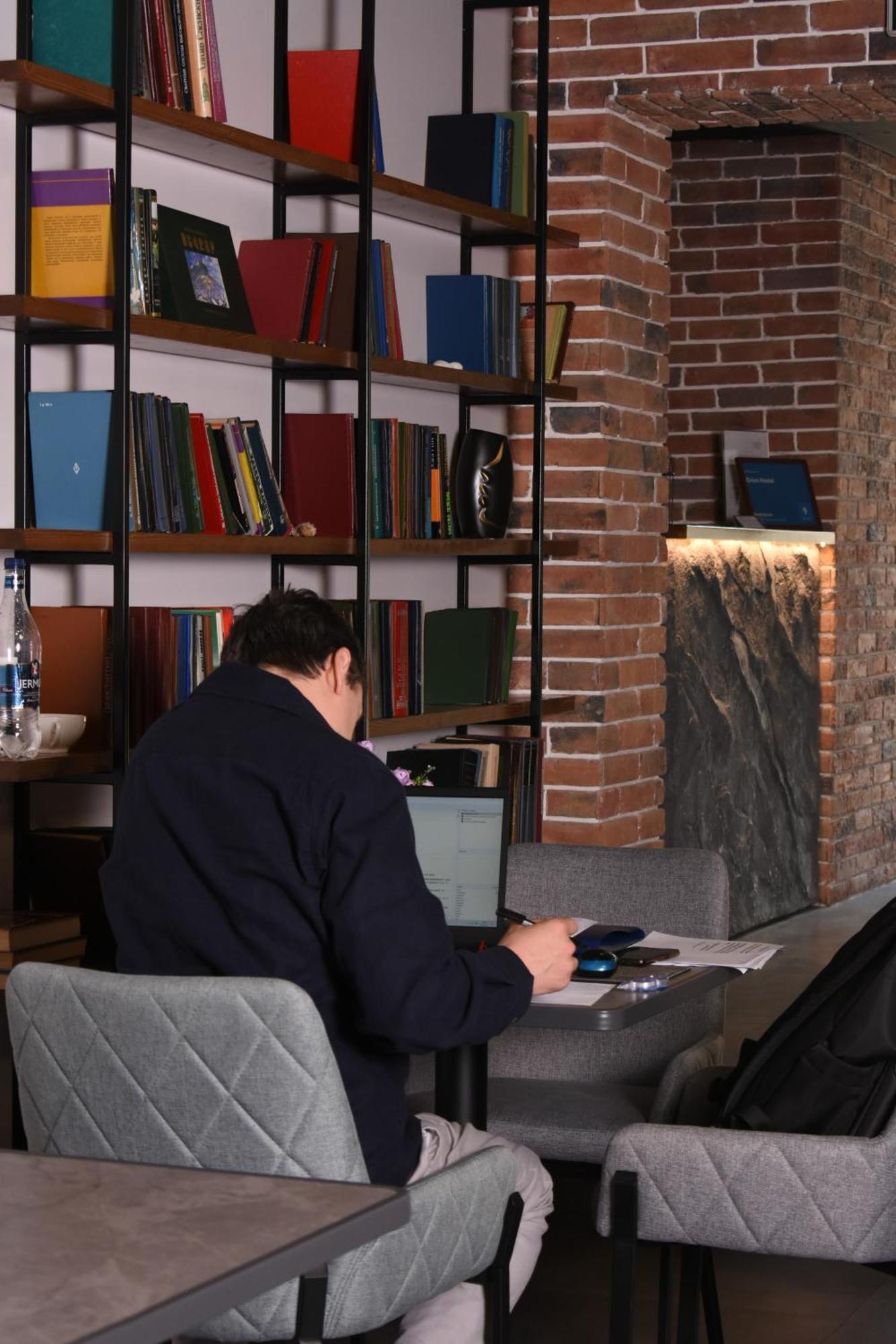 Orion Hostel Erywań Zewnętrze zdjęcie
